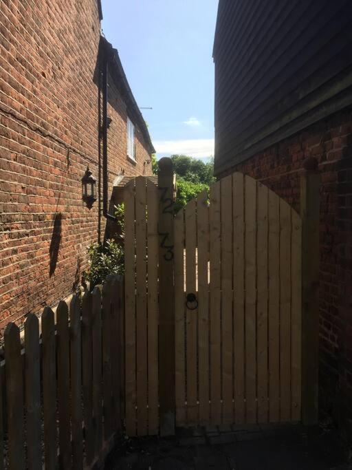 Beautiful 500 Year Old Listed Kentish Cottage Wingham Exterior photo